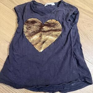 H&M Kids Flip-Sequin T-Shirt with Gold Heart • Size 4–6Y